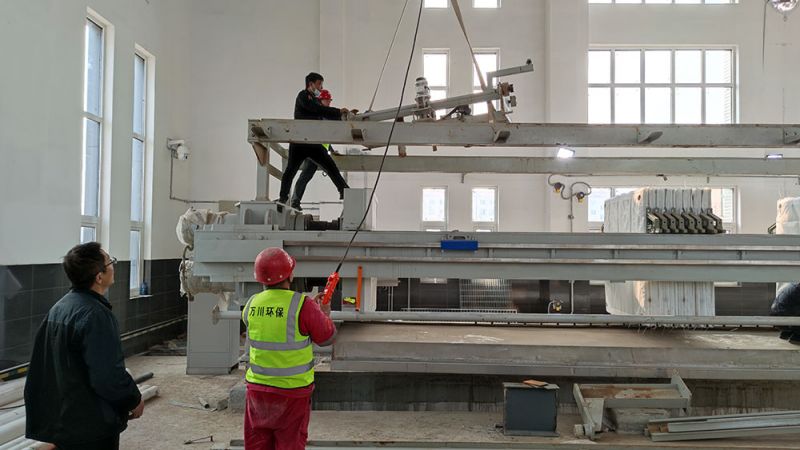 折(zhe)疊帶(dai)式(shi)壓濾機的結(jie)構(gou)特點