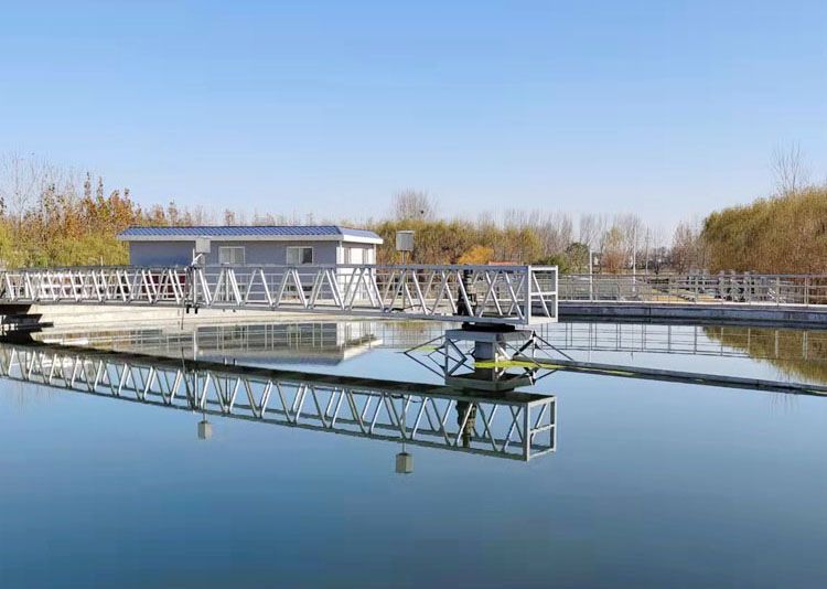 颳(gua)吸(xi)泥(ni)機