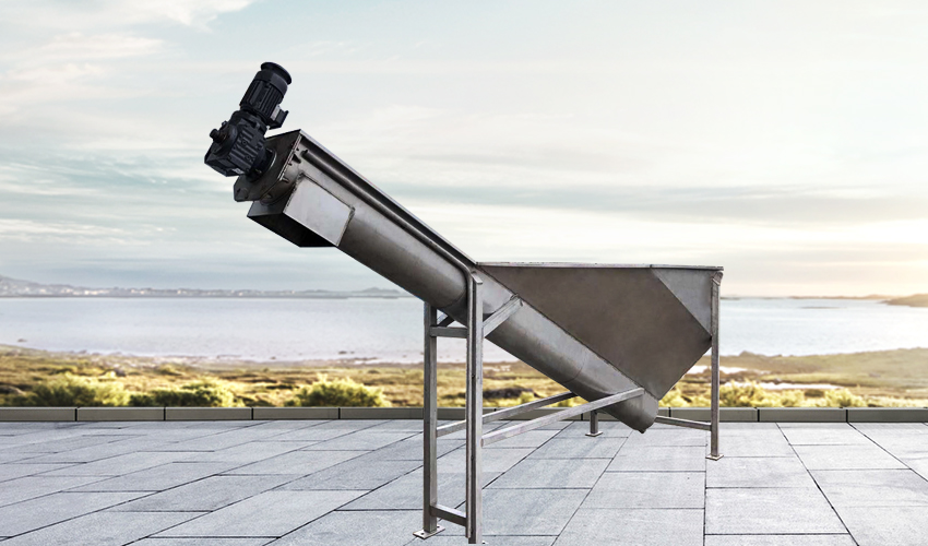 LSSF型螺鏇式砂(sha)水分(fen)離(li)器(qi)