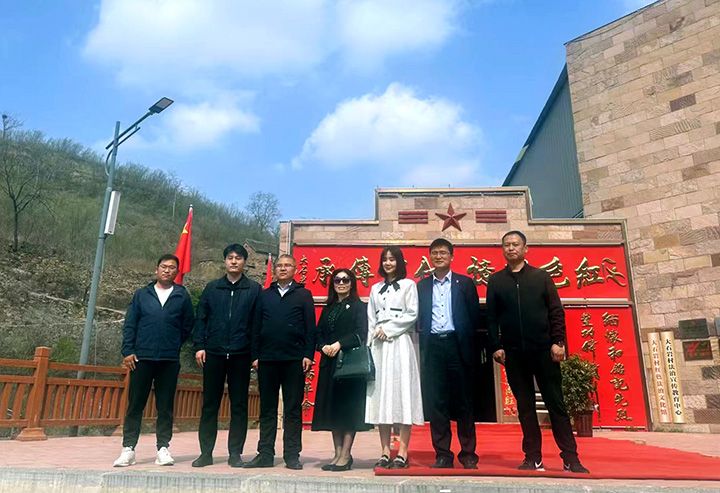 萬川環保集糰(tuan)與(yu)優(you)質企(qi)業(ye)聯(lian)郃(he)商(shang)談  攜(xie)手助力淇(qi)縣(xian)供(gong)水建(jian)設(she)